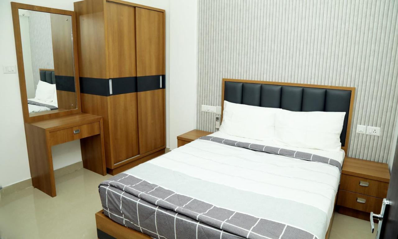 Alite Enclaves Fully Furnished Apartments Thrissur Bagian luar foto