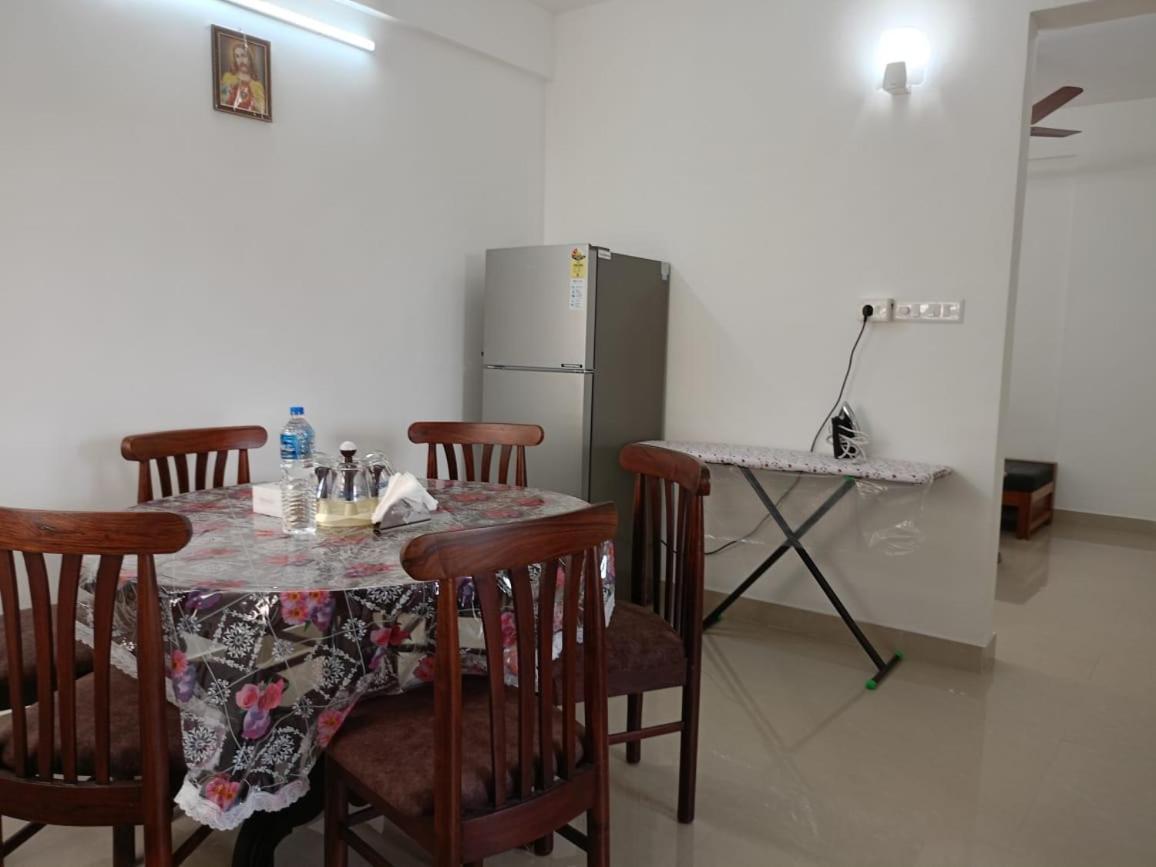 Alite Enclaves Fully Furnished Apartments Thrissur Bagian luar foto