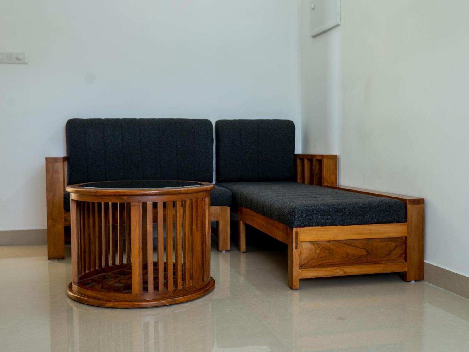 Alite Enclaves Fully Furnished Apartments Thrissur Bagian luar foto