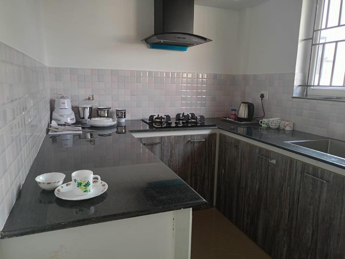Alite Enclaves Fully Furnished Apartments Thrissur Bagian luar foto
