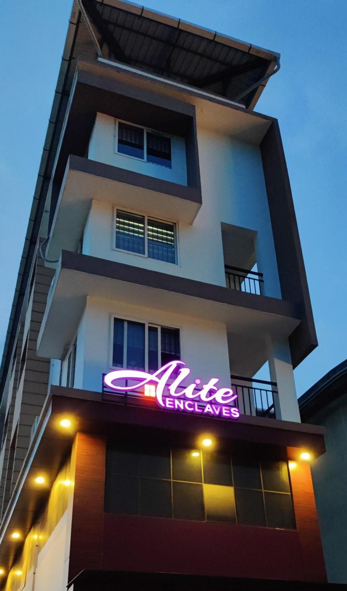 Alite Enclaves Fully Furnished Apartments Thrissur Bagian luar foto