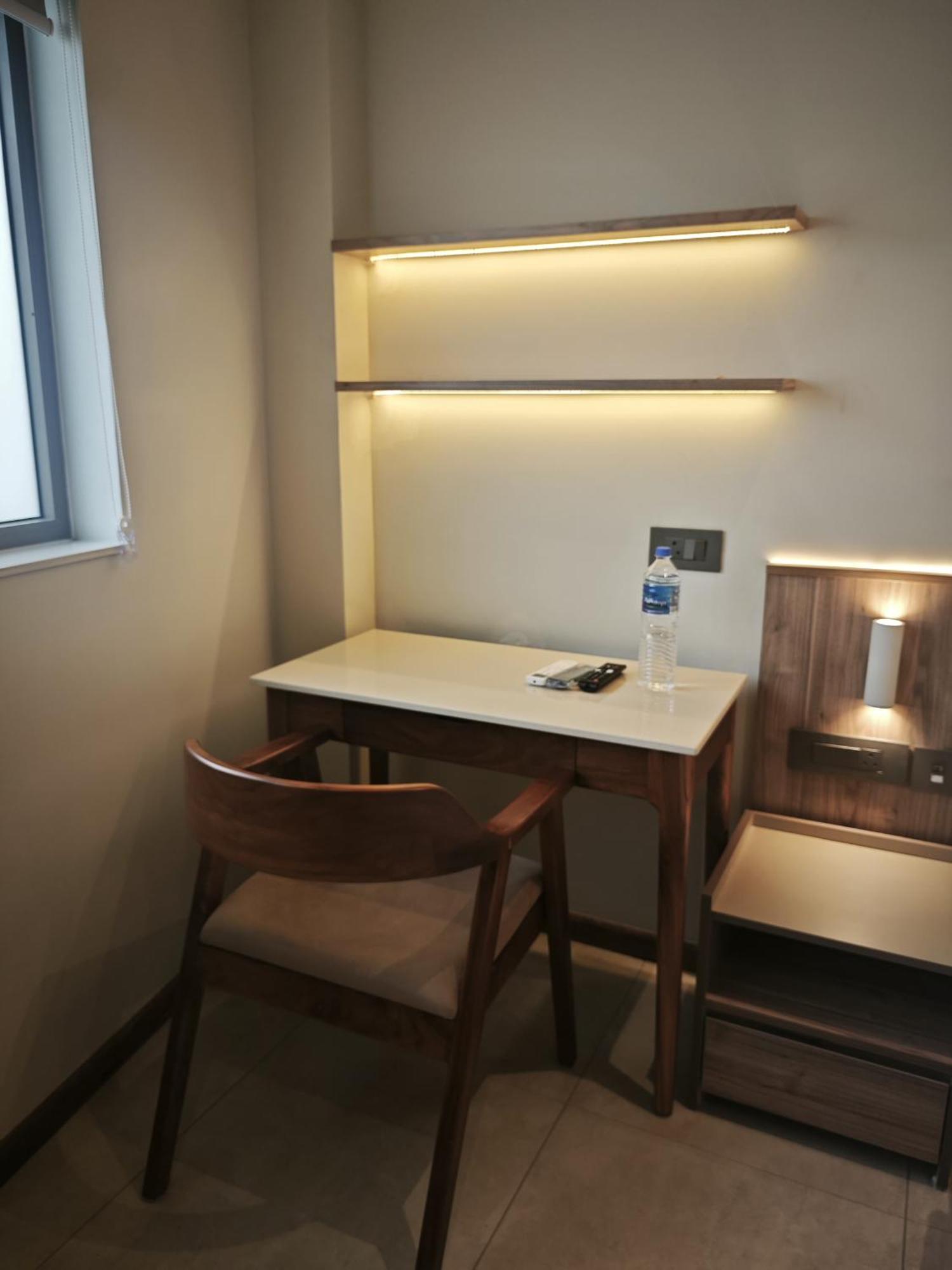 Alite Enclaves Fully Furnished Apartments Thrissur Bagian luar foto